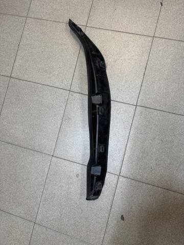 Ущільнювач арки крила 51487395549 BMW