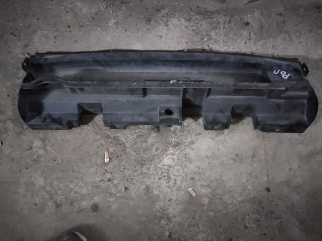 Повітропровід / дефлектор радіатора, нижній 215796FM5A NISSAN