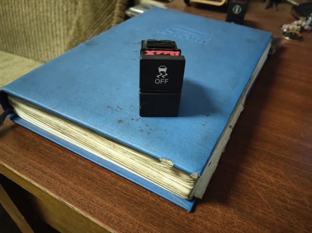 Кнопка увімкнення ESP 35300TBAA21 HONDA