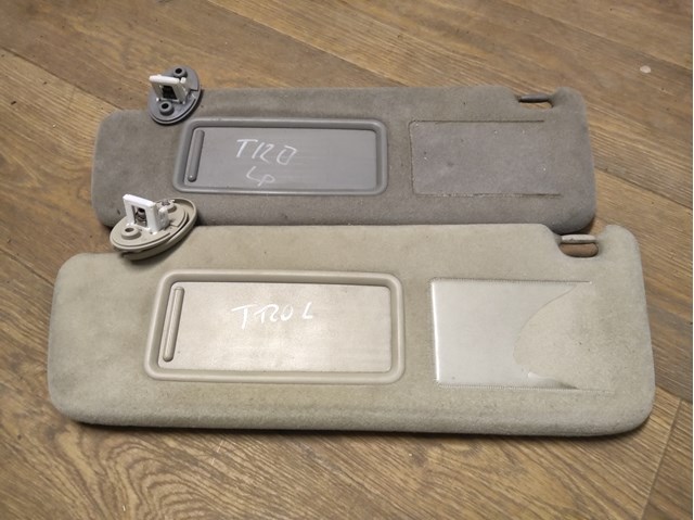 Козирок сонцезахисний автомобіля 7432060860B1 TOYOTA