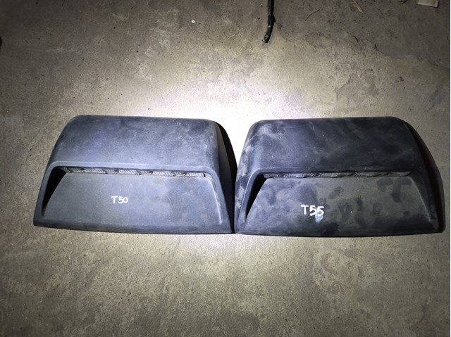 Ліхтар сигнальний 8100633030C0 TOYOTA
