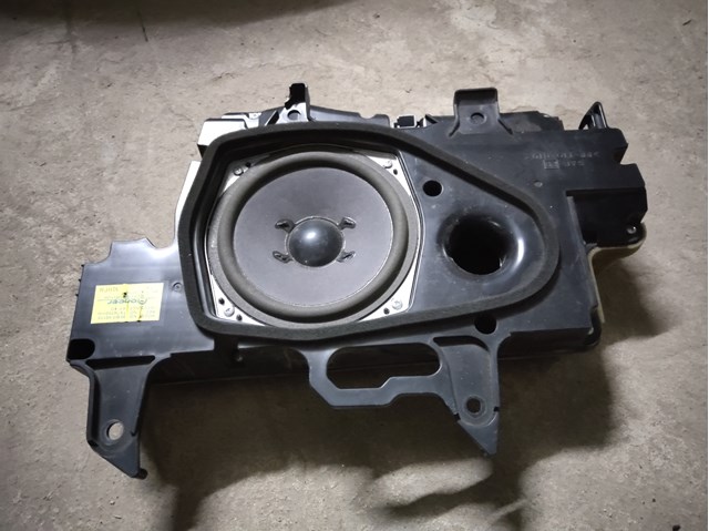 Динамік передньої двері 8615060110 TOYOTA