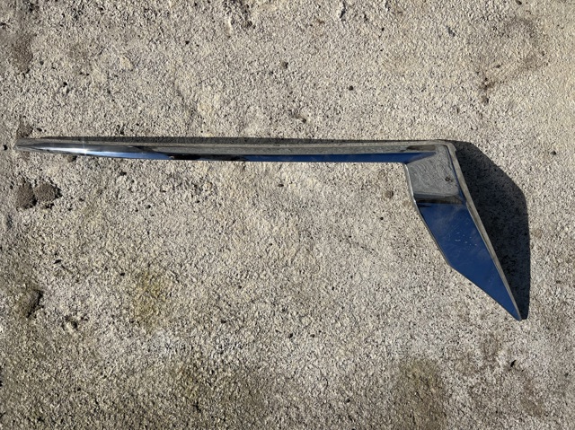 Молдинг фари, правої 5314760020 TOYOTA