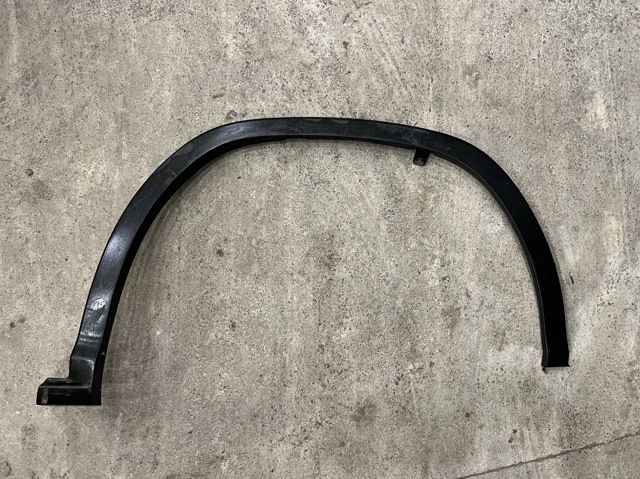 Молдинг арки крила переднього, правий 7560148040 TOYOTA
