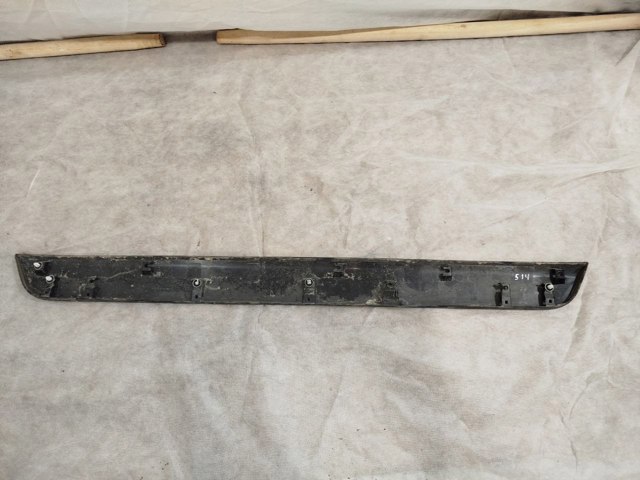 Молдинг задньої (3/5-ї) двері 7680242140 TOYOTA