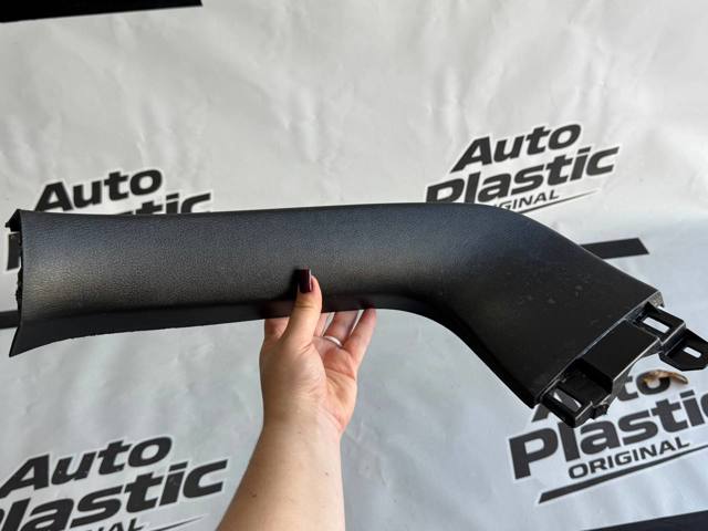 Обшивка-облицювання багажника KB7W68940 MAZDA