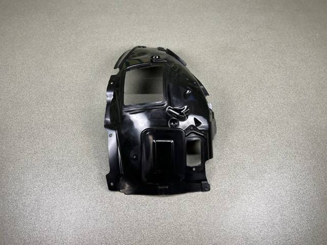 Підкрилок переднього крила, лівий передній 51717260725 BMW