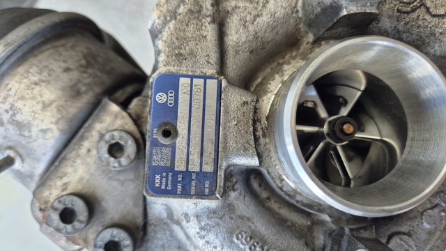 Турбонаддув 03L253056G VAG