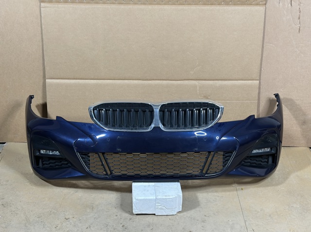 Бампер на авто 51118099896 BMW