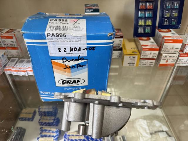 Водяний насос PA996 GRAF