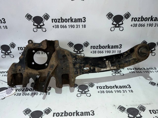 Важіль/тяга задньої підвіски подовжній нижній, правий 3M515A968FG FORD
