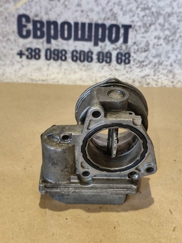 Дросільна заслінка в зборі 03G128063C VAG