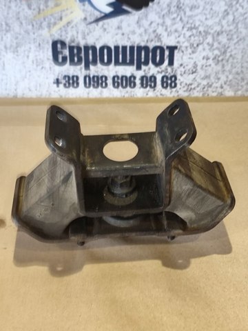 Ліва опора двигуна KIA Sorento 1
