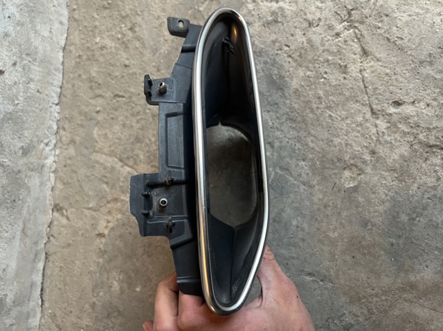 Кронштейн насадки глушника A2238851602 MERCEDES