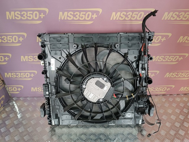 Радіатор системи охолодження двигуна 17115A3F239 BMW