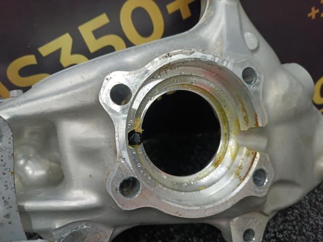 Маточина переднього колеса 31206890070 BMW