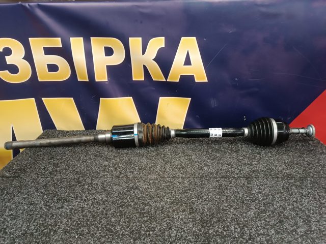 Піввісь передня, права 31608486202 BMW