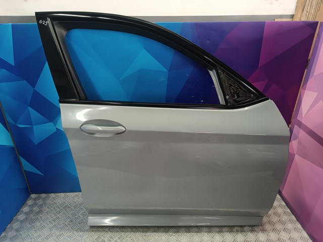 Дверка передня права 41517478340 BMW