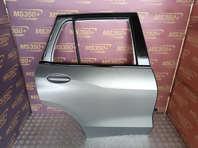 Двері пасажирські задні праві 41522642780 BMW