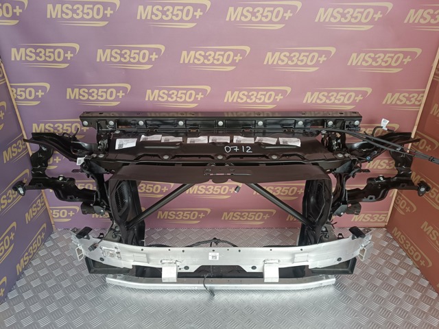 Підсилювач бампера переднього 51117421884 BMW