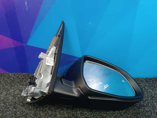 Праве бокове дзеркало 51168491674 BMW