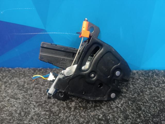 Замок кришки багажника 51247461674 BMW