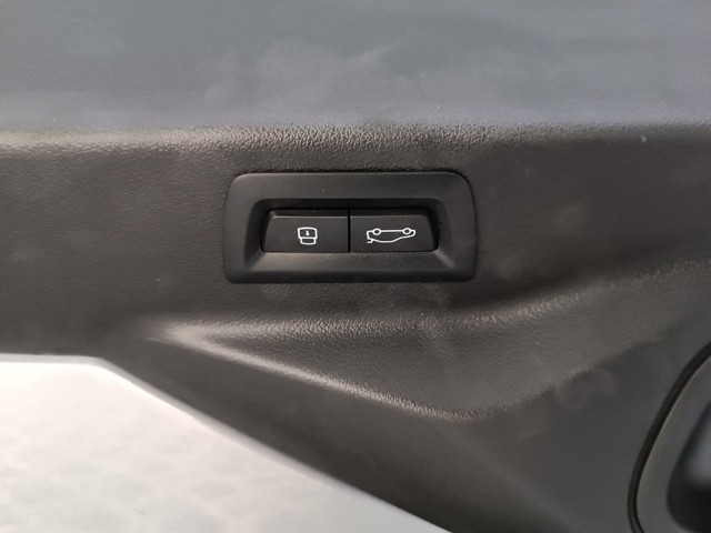 Скло третіх/п'ятих дверей 51317442621 BMW
