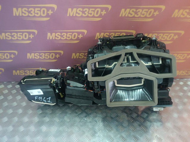 Корпус печі в зборі 64117944537 BMW