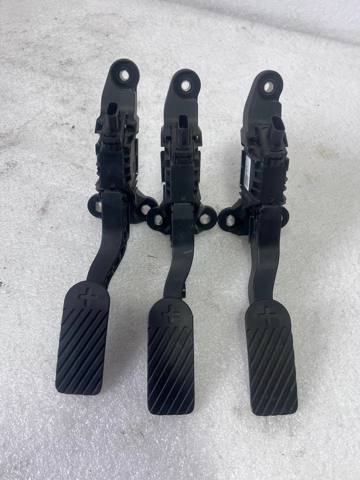 Підаль газу 32700GI110 HYUNDAI