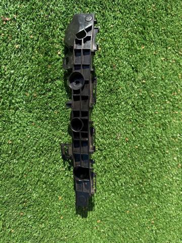 Направляюча заднього бампера, права 52575K0020 TOYOTA