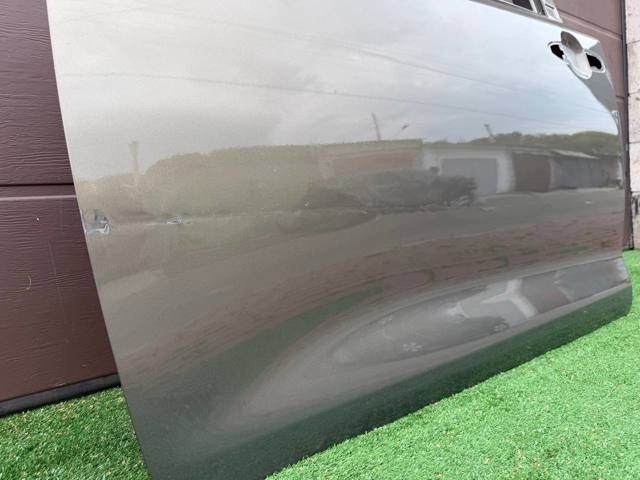 Водійські двері 6700202550 TOYOTA