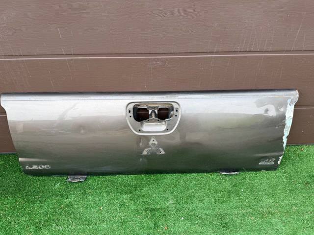 Борт задній платформи 6724A013 MITSUBISHI