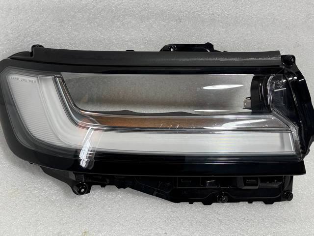 Права блок фара 8114560Q51 TOYOTA