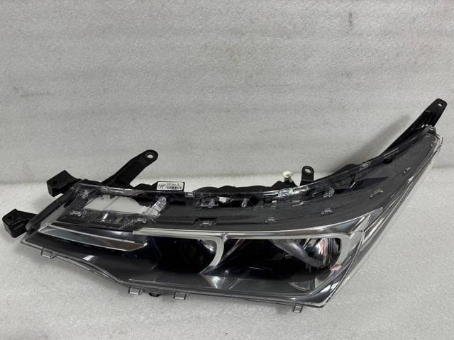 Фара ліва передня 8115002L50 TOYOTA