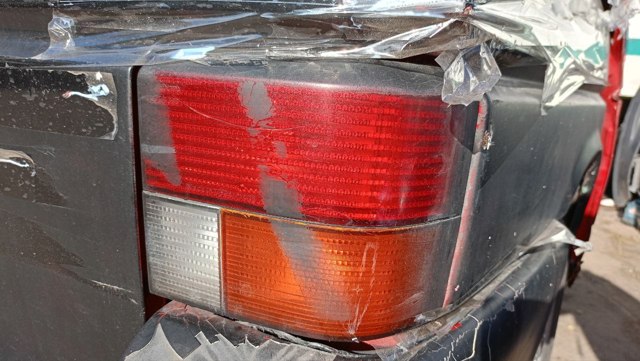 Ліхтар задній правий 701945096 VAG