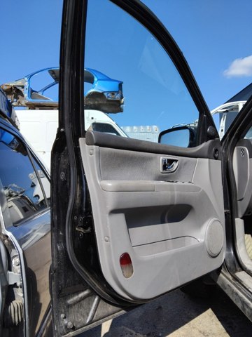 Дверь передня ліва 760033E111 HYUNDAI