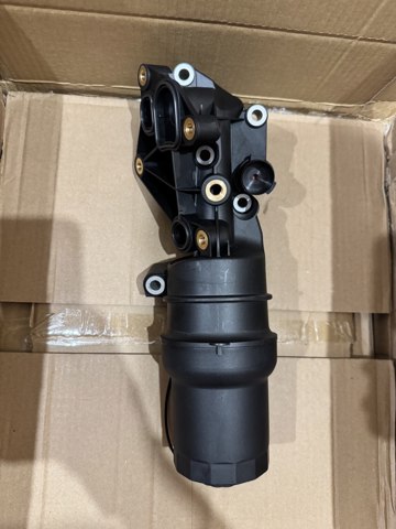 Корпус масляного фільтра 07K115397E VAG