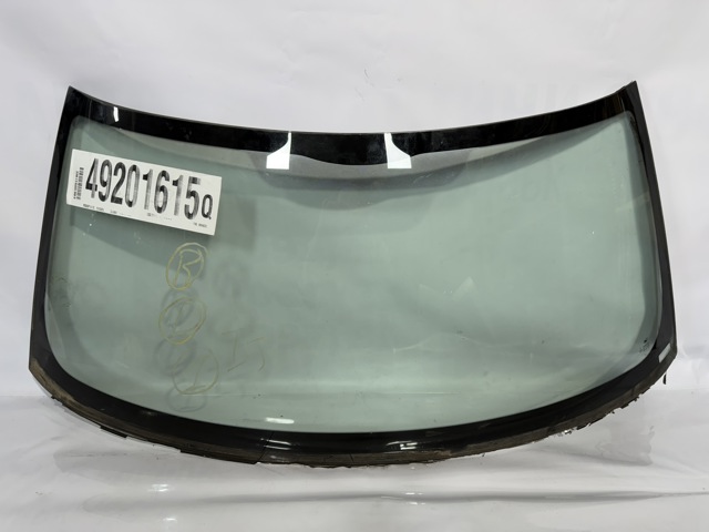 Переднє скло 51312753978 BMW