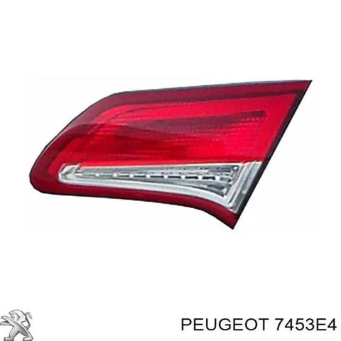 Стоп задній 7453E4 PEUGEOT