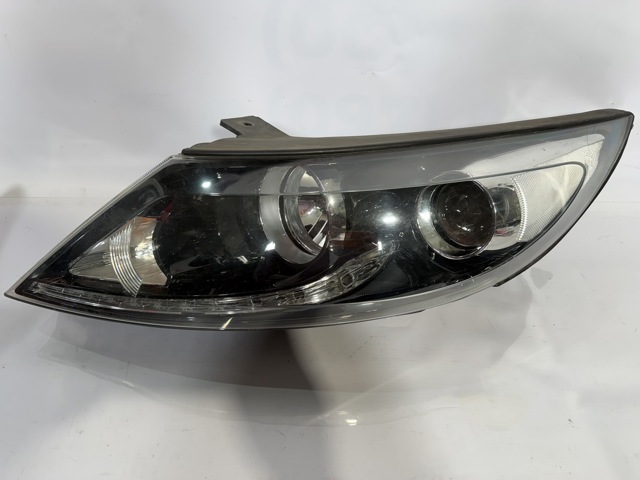 Фара дальнього світла в зборі 921013U270 HYUNDAI