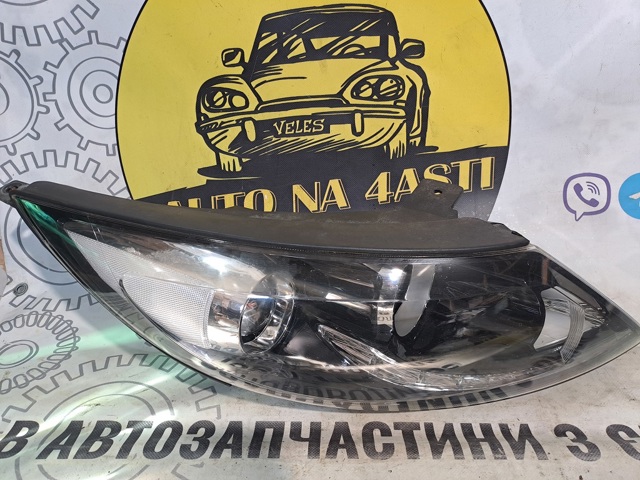 Фара передня права 921023U290 HYUNDAI