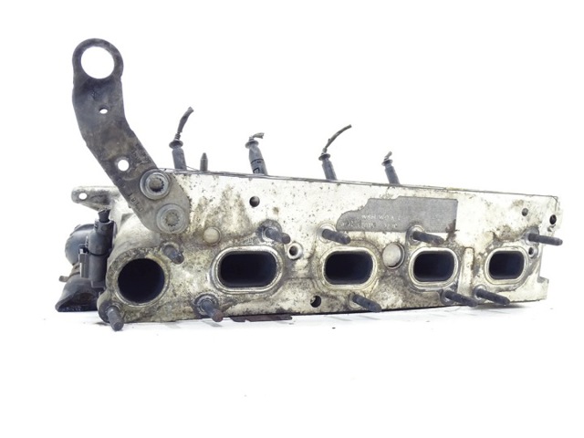 Головка блоку циліндрів 04L103064F VAG