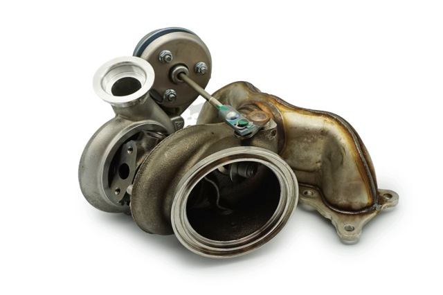 Турбокомпресор 11657593016 BMW