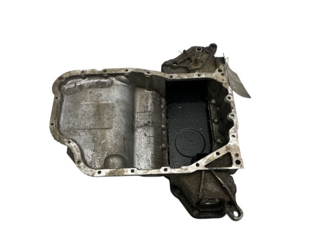 Картер масляний 1211126031 TOYOTA