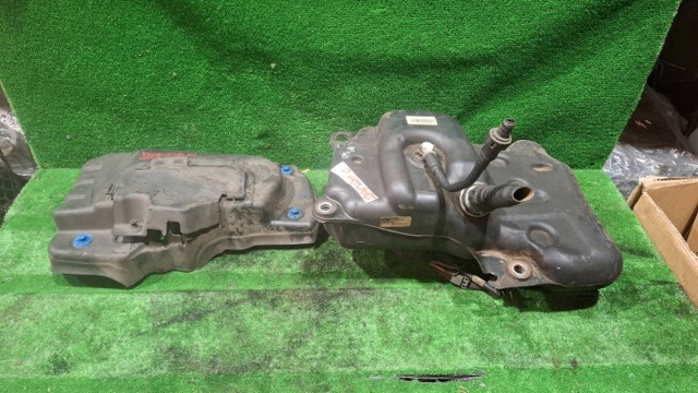 Бак AD BLUE 13438275 OPEL