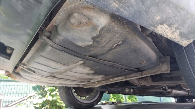 Кронштейн баку паливного 16111179575 BMW