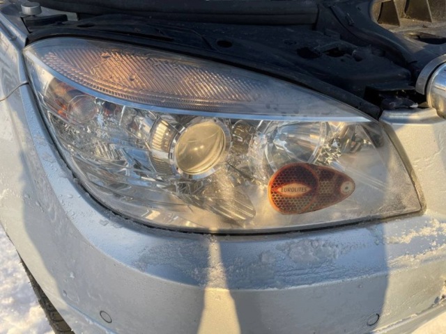 Фара передня права 2048208661 MERCEDES