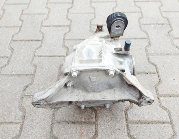 Задній редуктор 2053501200 MERCEDES