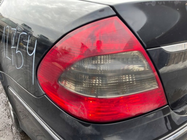 Стоп задній 2118202364 MERCEDES