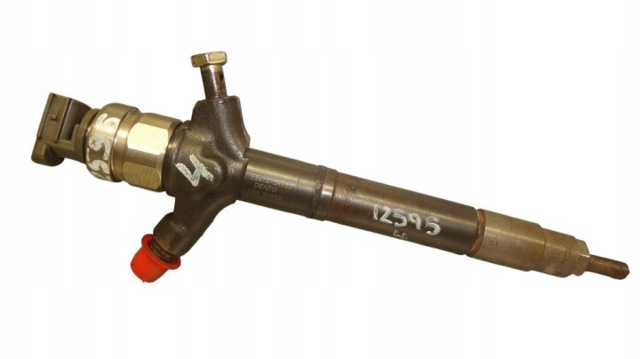 Форсунка паливна 236700R030 TOYOTA